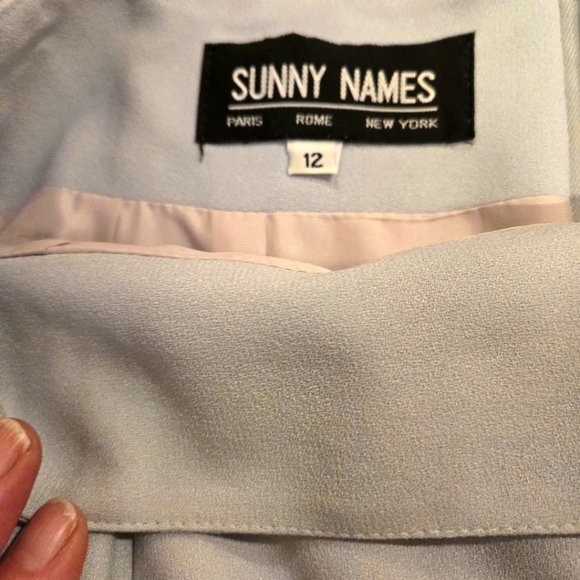 Sunny Names Pale Blue Woman's Business Suit Decorative Zipper Pockets, Size 12 - Picture 13 of 13